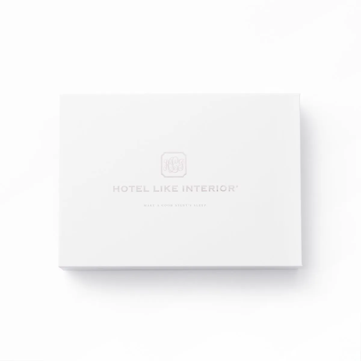 ゆったりとしたリラックスシルエット スマートな佇まいと快適な着心地