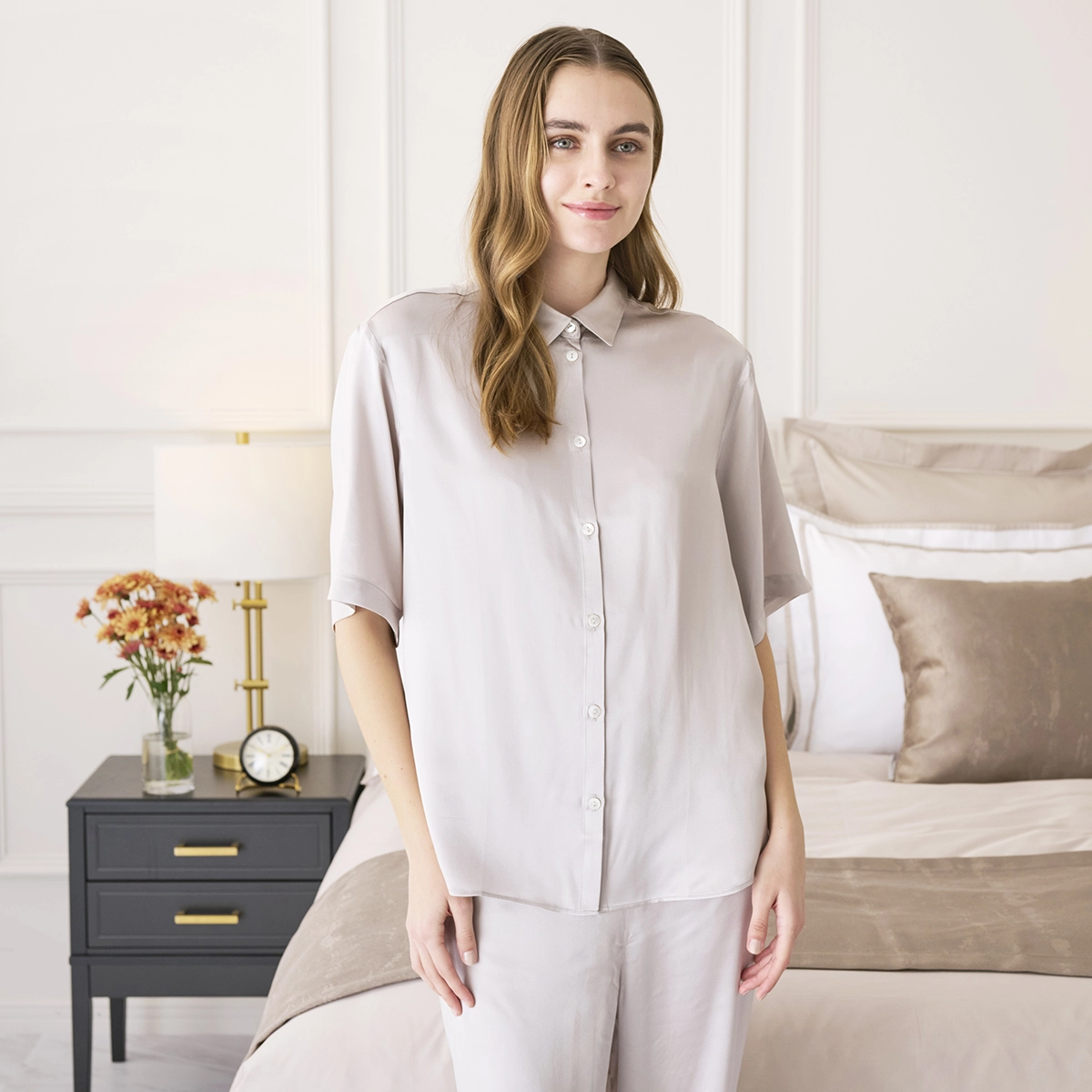 モカの高級シルクパジャマ