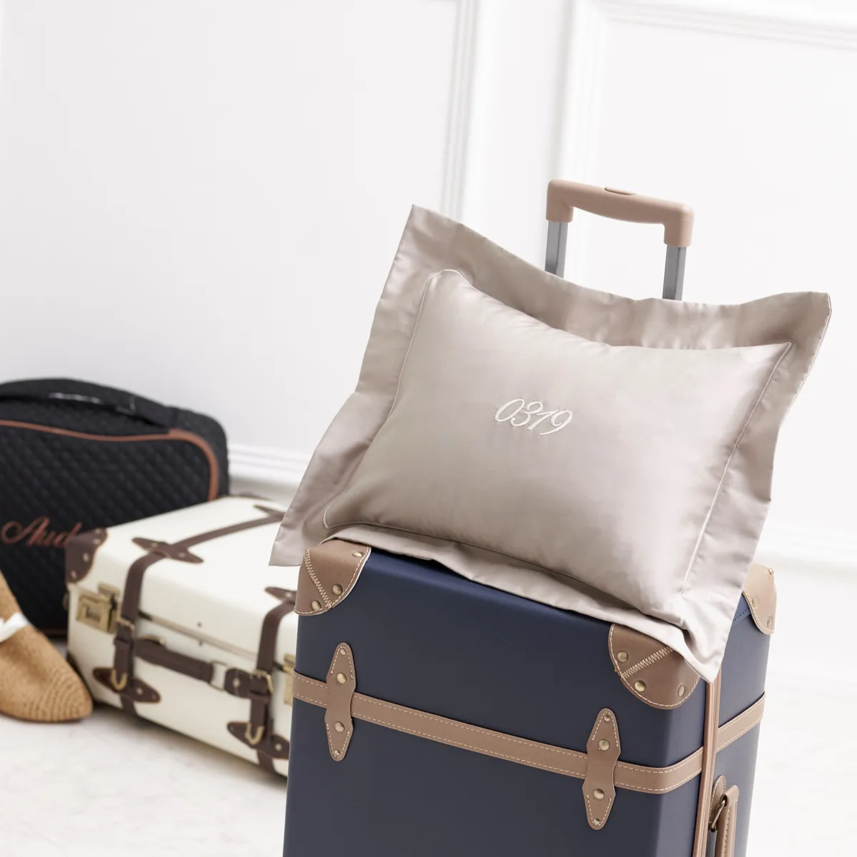 ホテルライクインテリア　ダウンピロー トラベルダウンピロー｜ホテルライクインテリア